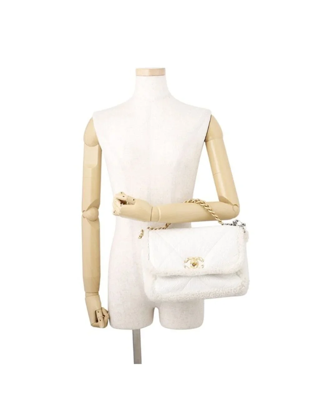 CHANEL good preloved stored